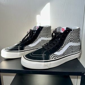 Vans Sk8-Hi 38 DX Anaheim Factory Warp Check Black White